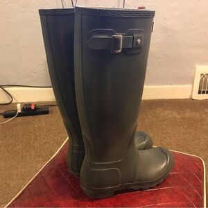 Hunter Gloss Gray Tall Boots